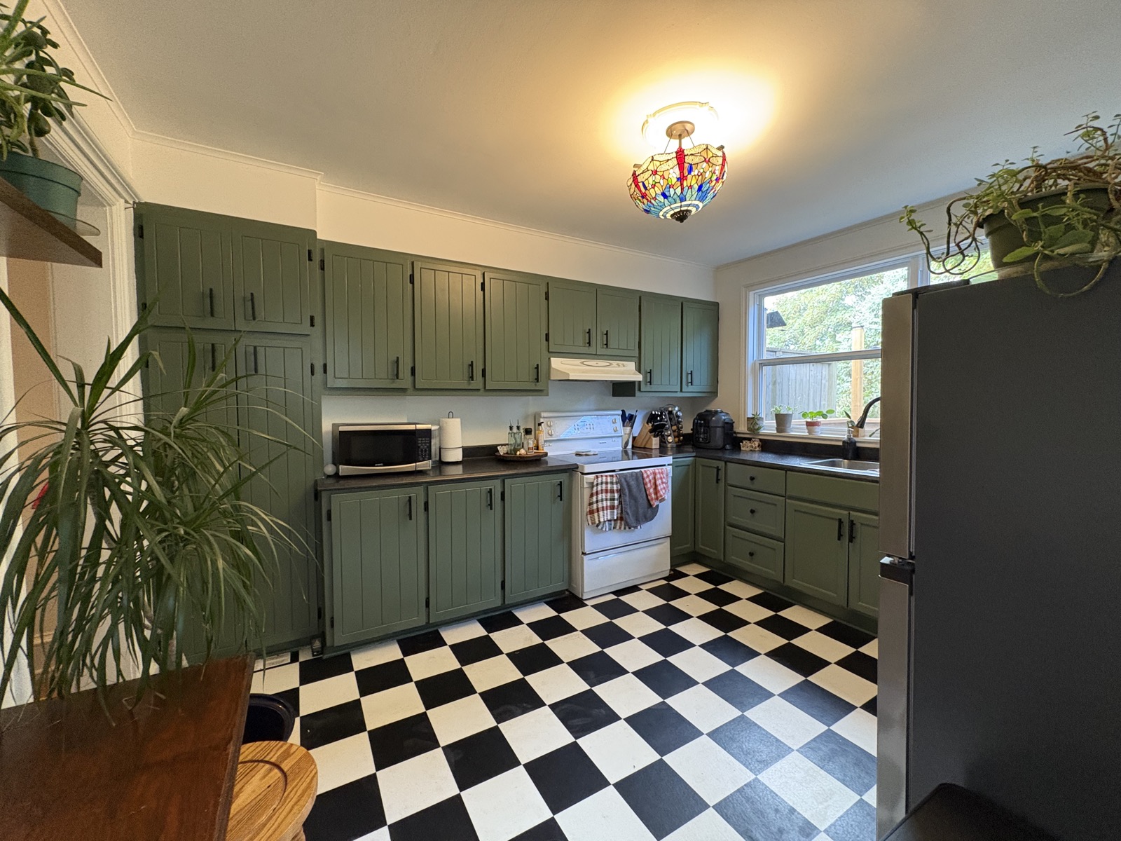 The LaCour House bedroom with puffin artwork
